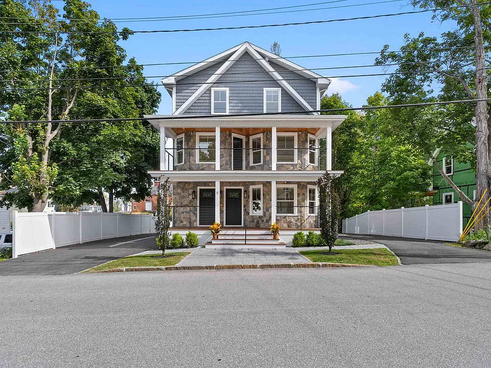 8 Water St #1
