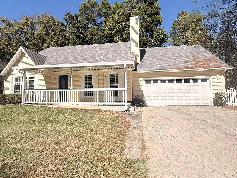 11200 Peppertree Ln