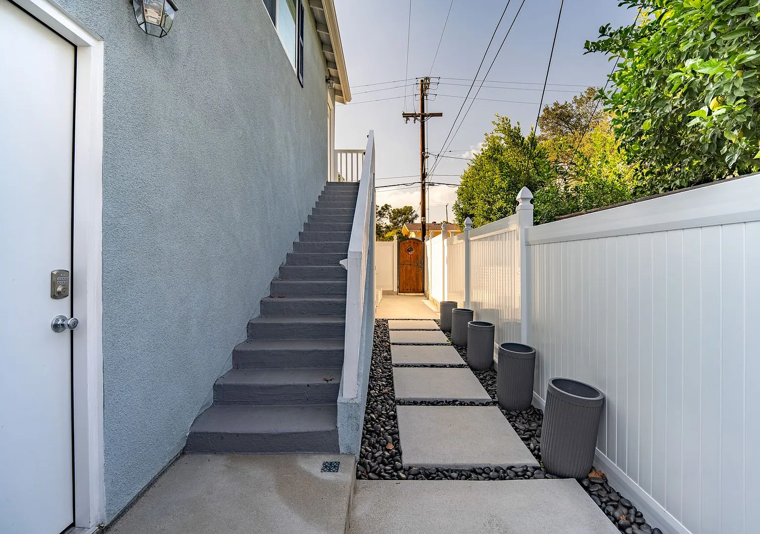 Newly Built Standalone ADU with Mountain Views Fully Furnished & Move-In Ready — Photo 4