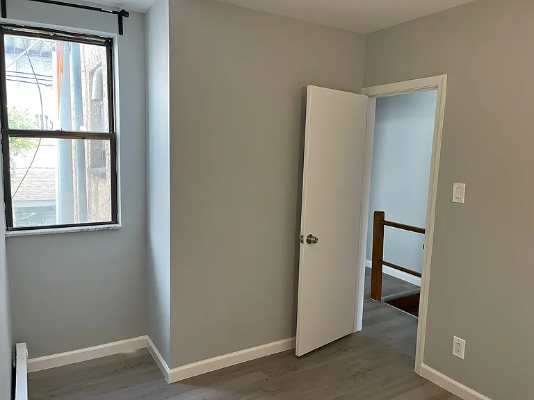 1849 S Rosewood St — Photo 14
