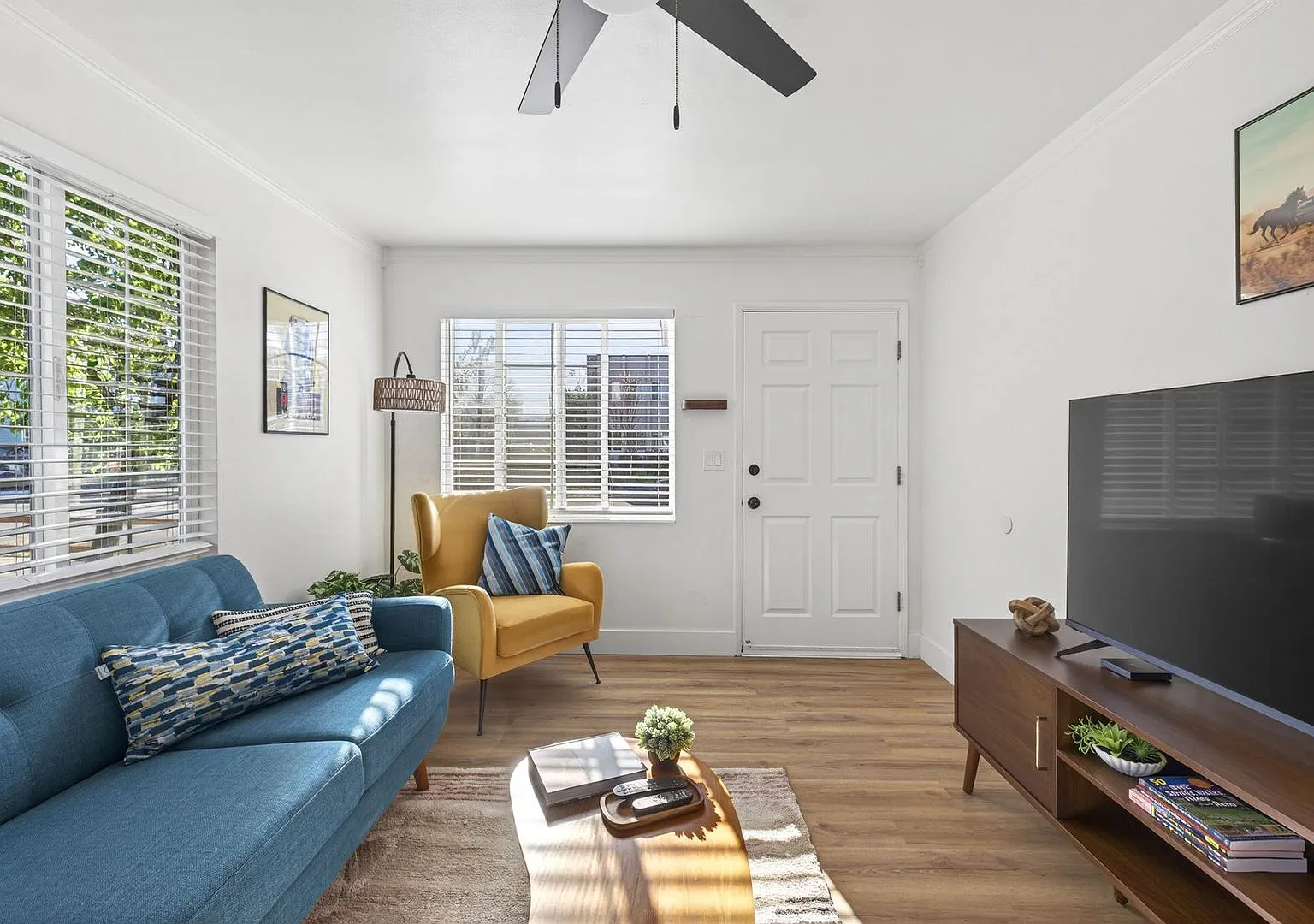 Welcome to Reno Nevada's Biggest Little BnB !! — Photo 3