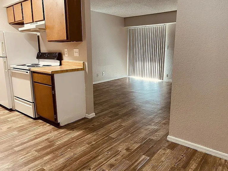 Cedar Lane Apartments — Photo 19
