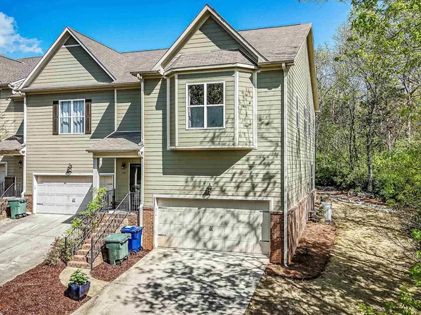 218 Treetop Dr NE, Huntsville, AL 35801