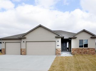 1300 N 97th St, Lincoln, NE 68505