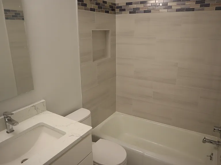 12111 Suffolk Ter — Photo 12