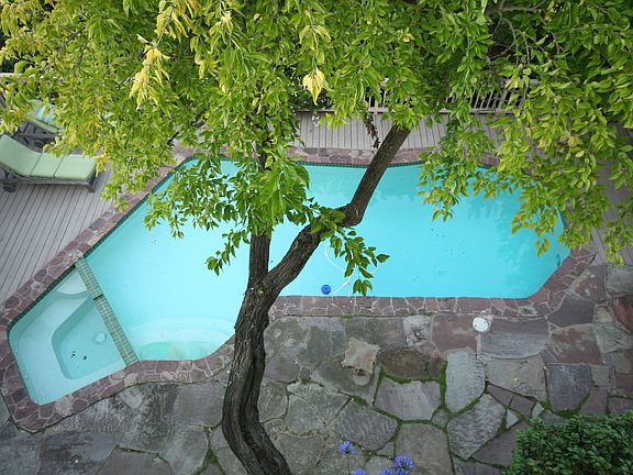 Private pool, hot tub and pool house.