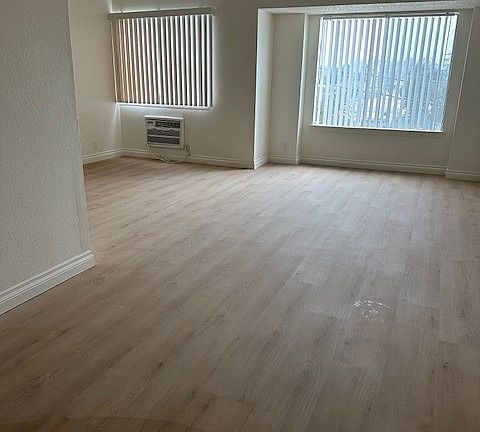 4th image of 707 Alturas St #9