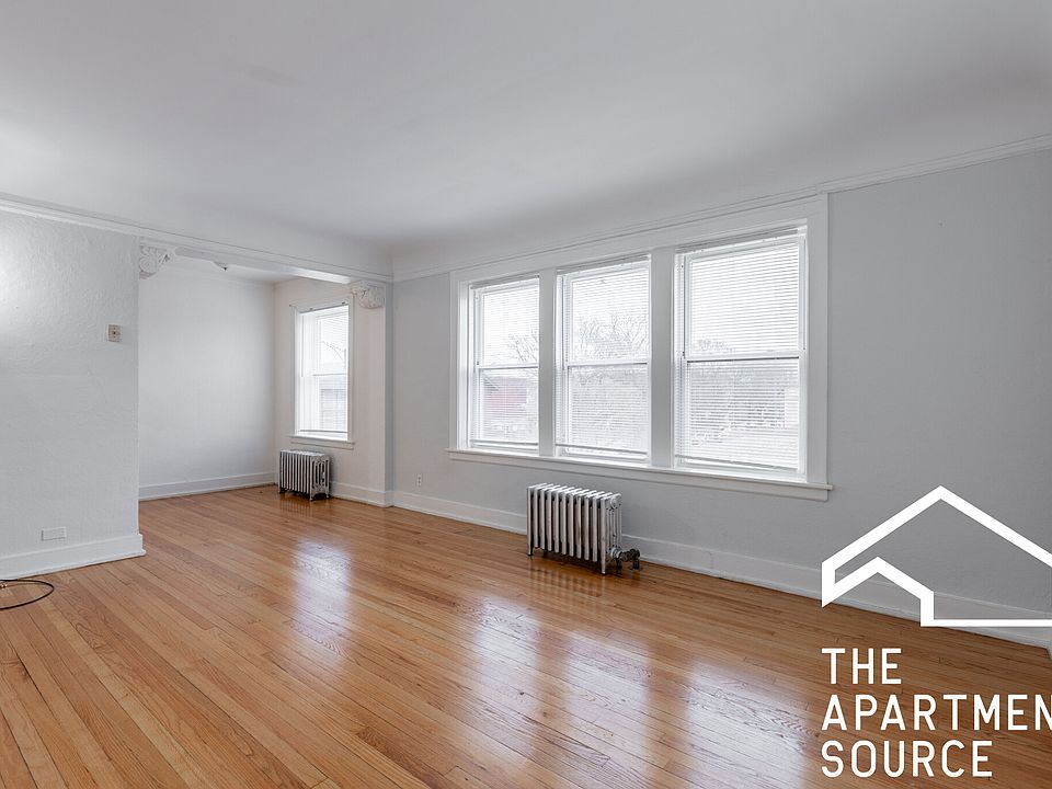 1st image of 2803 W Lunt Ave #J2