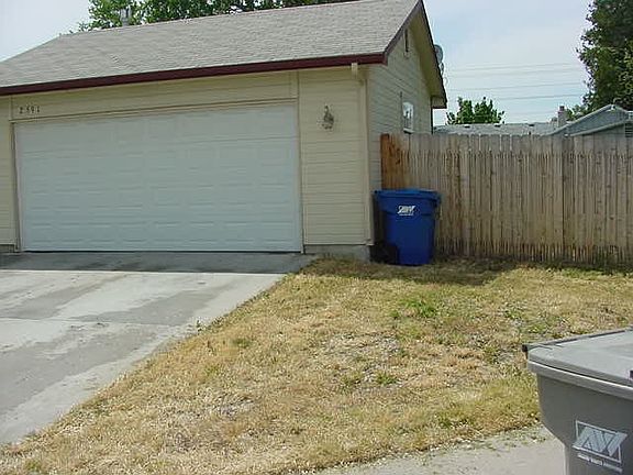 garage