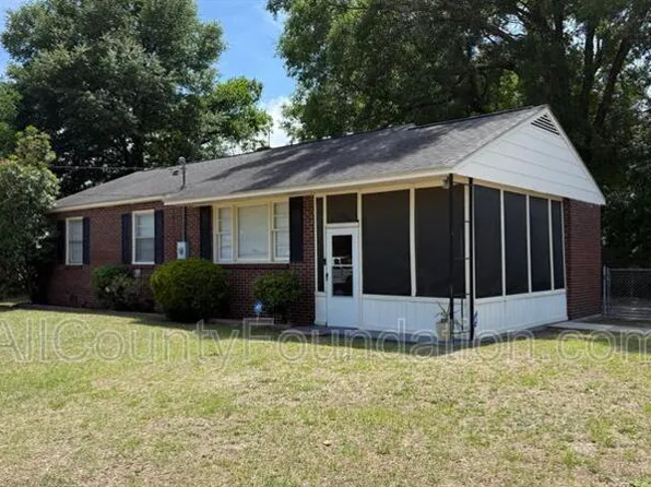 2720 Martha Dr, North Charleston, SC 29405