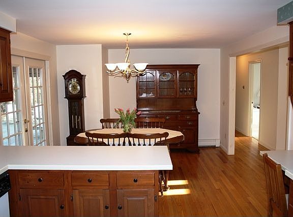 kitchen view towards dining rm