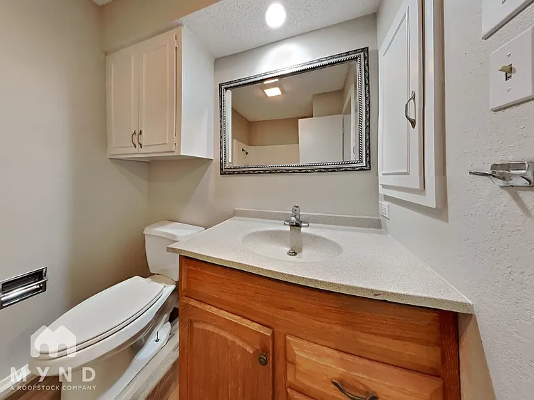 3256 63rd St — Photo 23