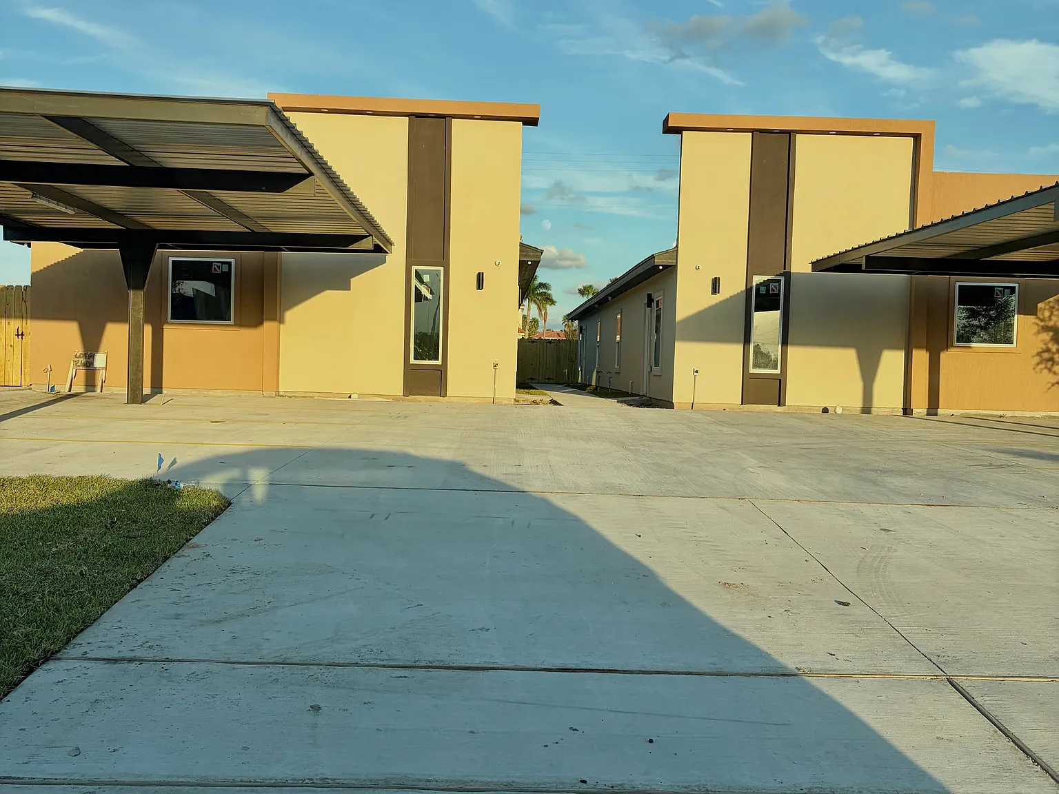 3 bed, 1131 sqft, $1,350 — Photo 3