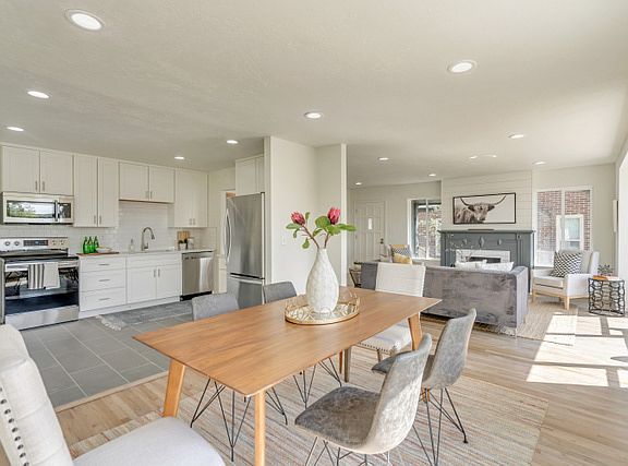 Open concept dining, kitchen and living room