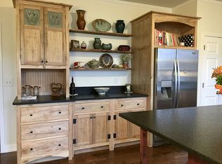 4722 Creek Hill Ln, Sugar Hill, GA 30518