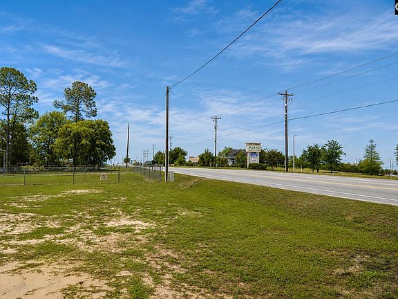 4th image of 1934 S Lake Dr