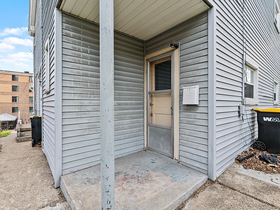 732 Chartiers Avenue_18_04152026