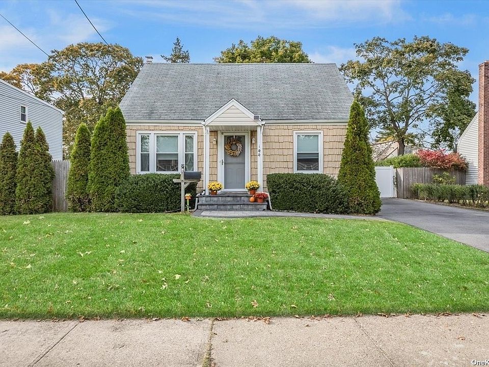 1st image of 144 Grove Ave