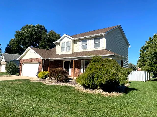 4 bed, 2102 sqft, $2,800 — Photo 3