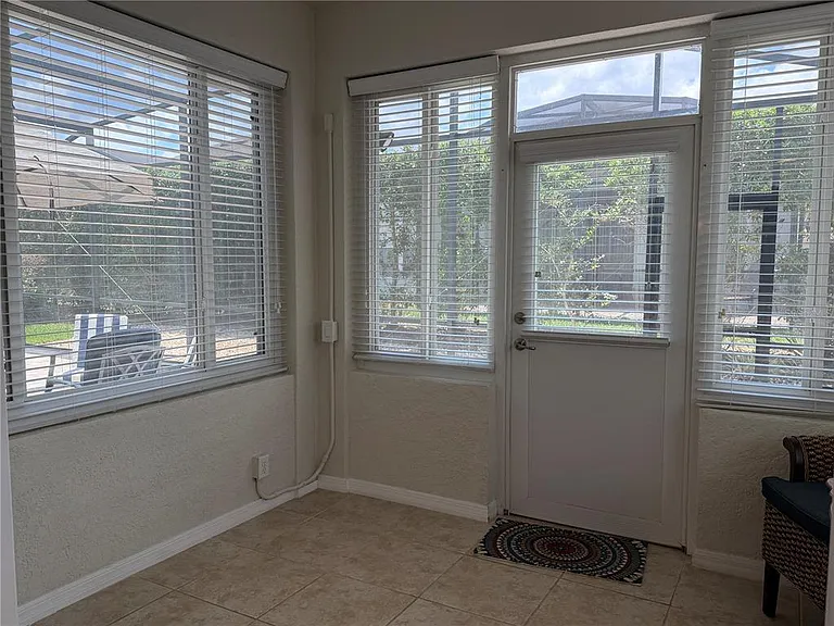 434 Armada Ln — Photo 33