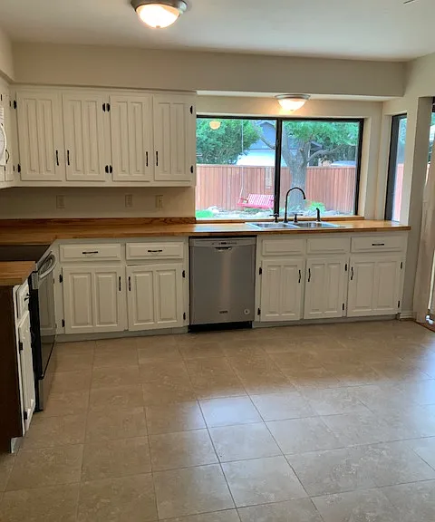 2305 Shady Creek Dr — Photo 8