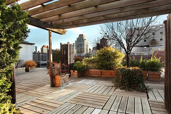 Sold by Corcoran | media 13