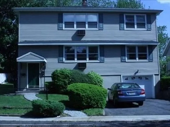 150 Jay Ave, Lyndhurst, NJ 07071