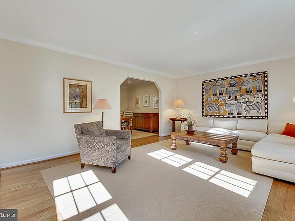 5th image of 8105 Paisley Pl