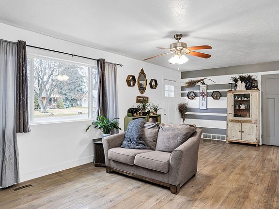 4th image of 282 W 100 S