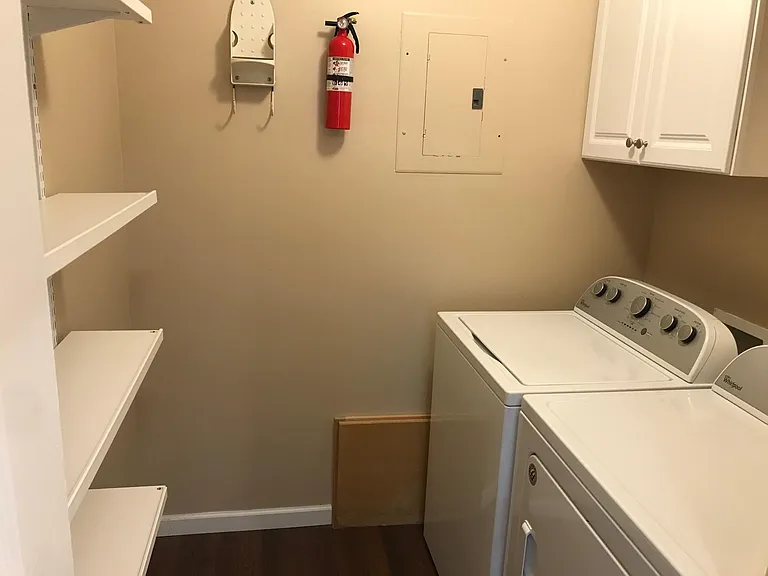 Laundry and Pant