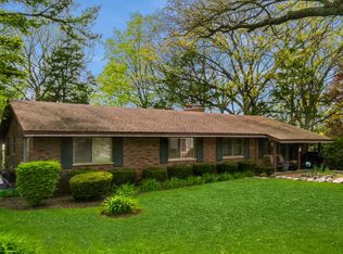 257 Banbury Rd, Mundelein, IL 60060