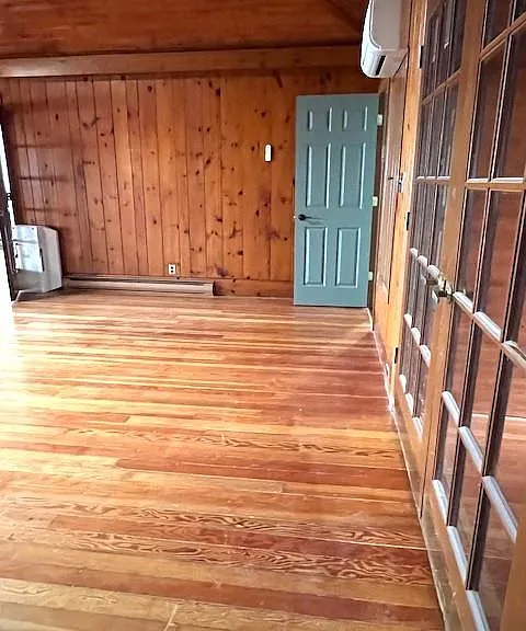 394 Robson Rd — Photo 11