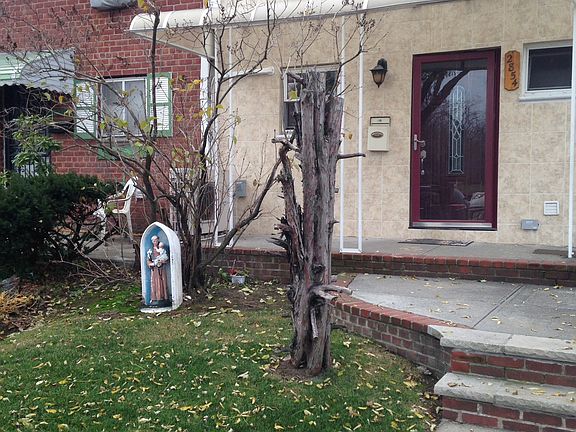 3rd image of 2854 Gerritsen Ave
