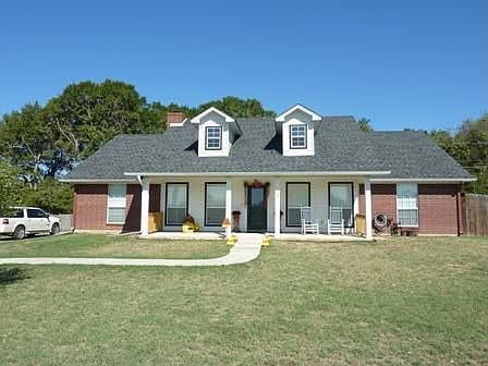 3rd image of 2 Dobbs Dr