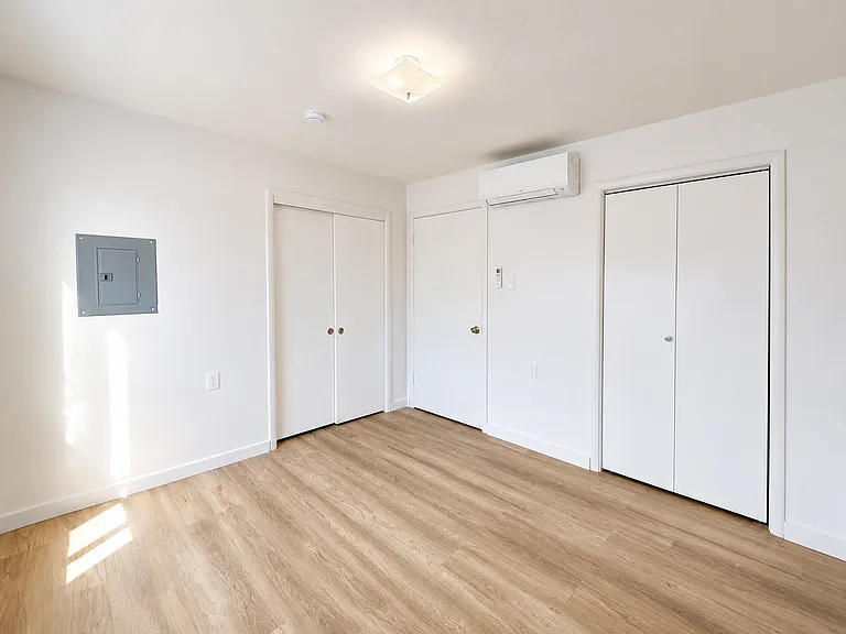 4261 Sweetwater Ave #2 — Photo 3
