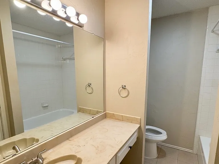 5028 Coker Dr — Photo 7