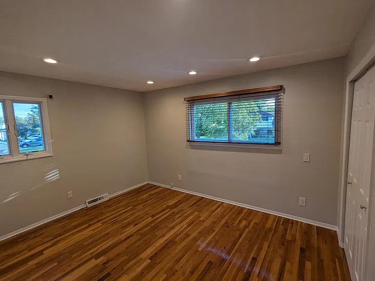 19 Comanche Ln — Photo 5