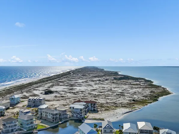 7303 Spinnaker Ct, Navarre, FL 32566