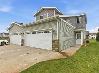 517 Faith Ln, Saint Joseph, MN 56374