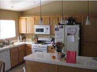 1235 Silver Knoll Ave, Las Vegas, NV 89123