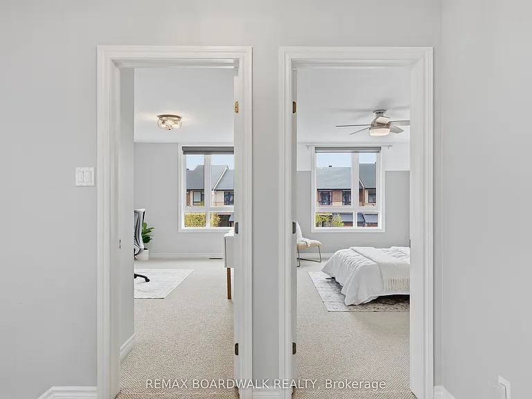 375 Cooks Mill Cres — Photo 29
