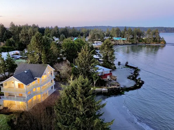 90931 Pigeon Point Loop, Coos Bay, OR 97420