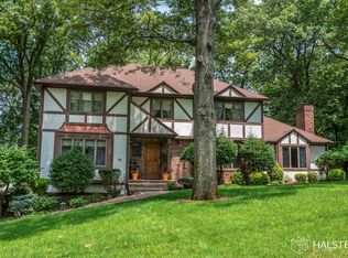 36 Lynwood Rd, Cedar Grove, NJ 07009