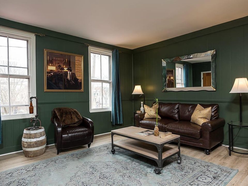 1st image of 550-552 Columbia St #2B