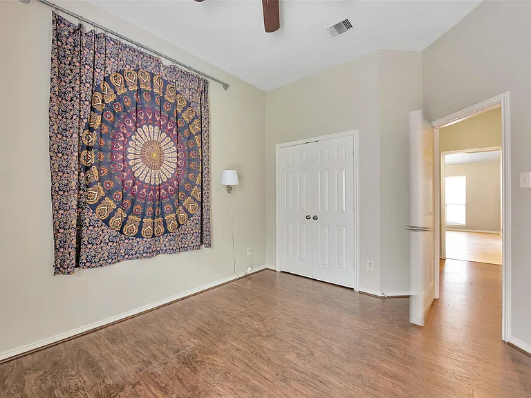 871 Falling Springs Ln — Photo 20