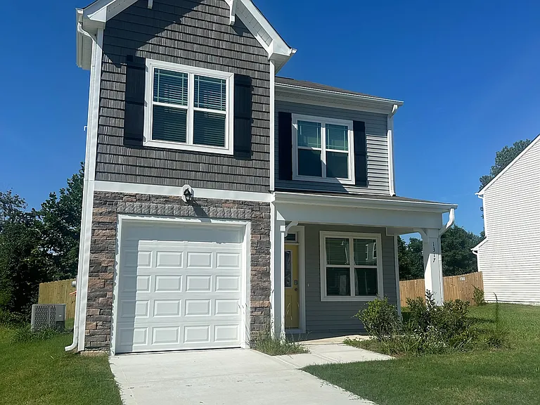 1317 Creekfront Dr — Photo 1
