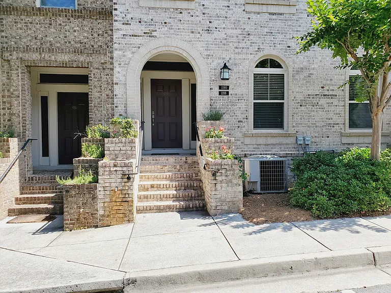 1190 Lavista Cir NE — Photo 27