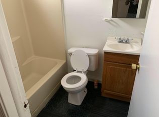 13 Library St #B, Williamstown, NJ 08094