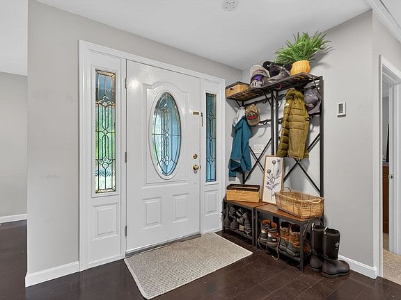 3rd image of 26 Maplewood Ave