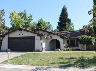 10 Del Vista Cir, Sacramento, CA 95823